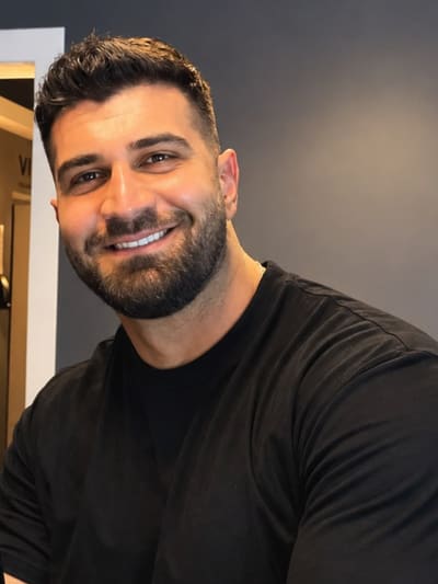 Merwan Unvar, Inhaber von MYSNACKZ in Hofheim am Taunus
